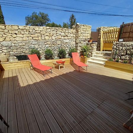 Chez Daniele Chambre Avec Jacuzzi Et Terrasse Privee Murs  Esterno foto